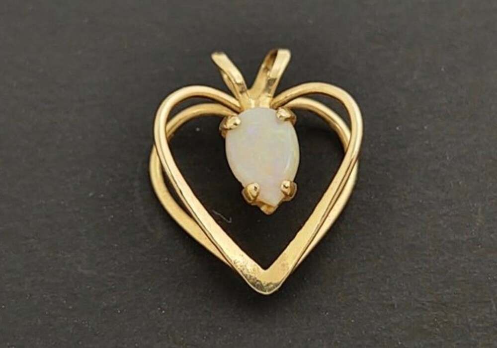 Vintage 14K Yellow Gold Pear Opal Heart Pendant | Open Double Frame | 0.6g